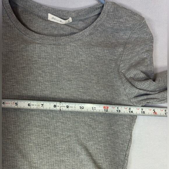 Active USA Women’s Crop Top Ribbed Grey NWT Size L - Picture 5 of 5